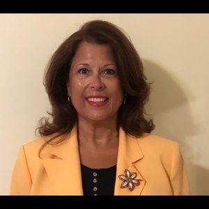 Meet your Posher, Rhonda